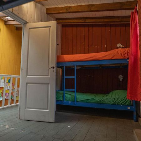 Alhue Patagonia Hostel San Martín de los Andes Eksteriør billede