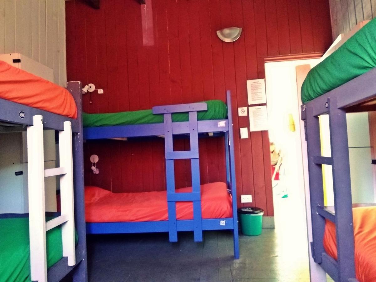 Alhue Patagonia Hostel San Martín de los Andes Eksteriør billede